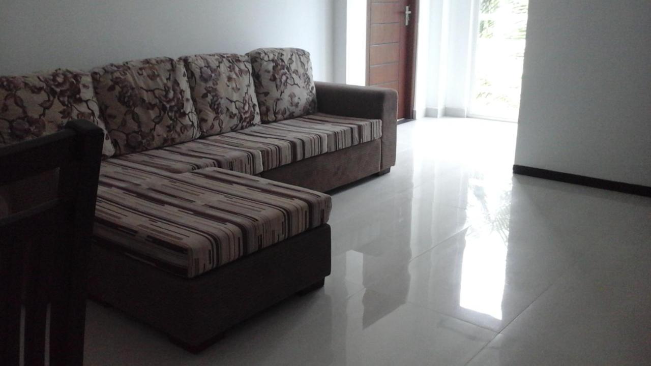 Apartment Near Colombo Airport Katunayake Exterior photo