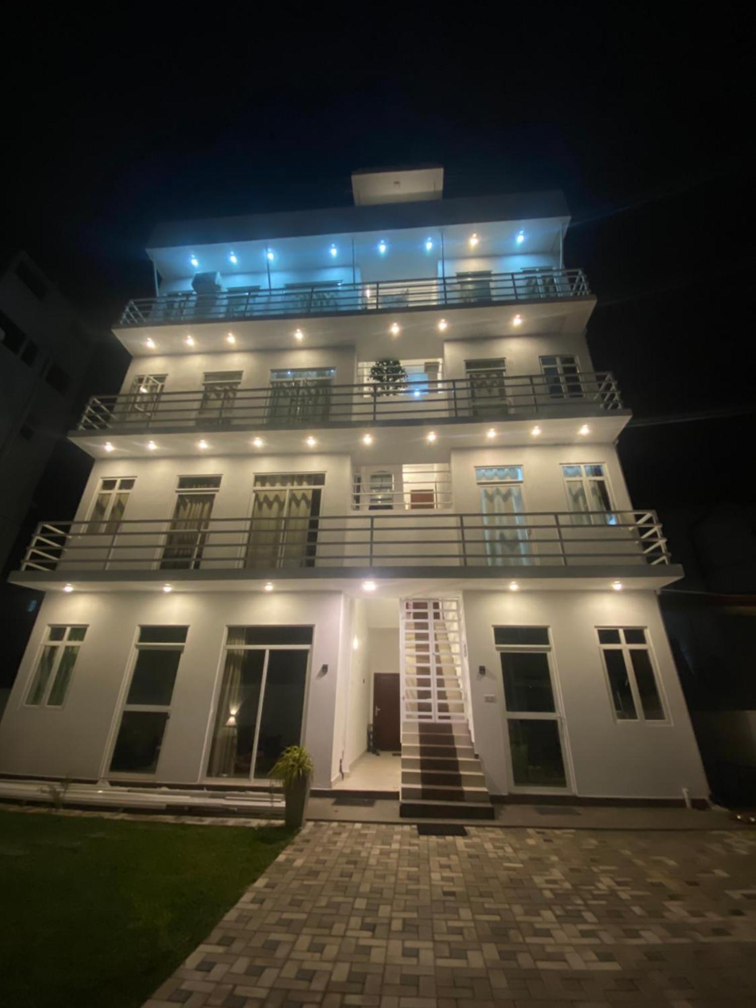 Apartment Near Colombo Airport Katunayake Exterior photo